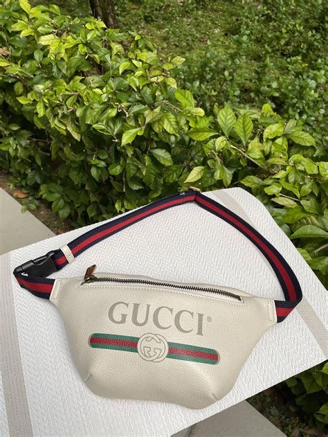 gucci print leather belt bag